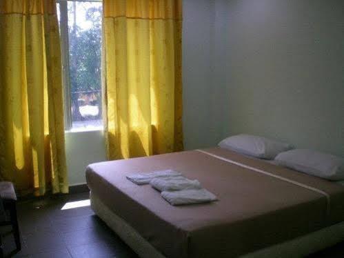 Cozzi Hotel Port Dickson Exterior foto